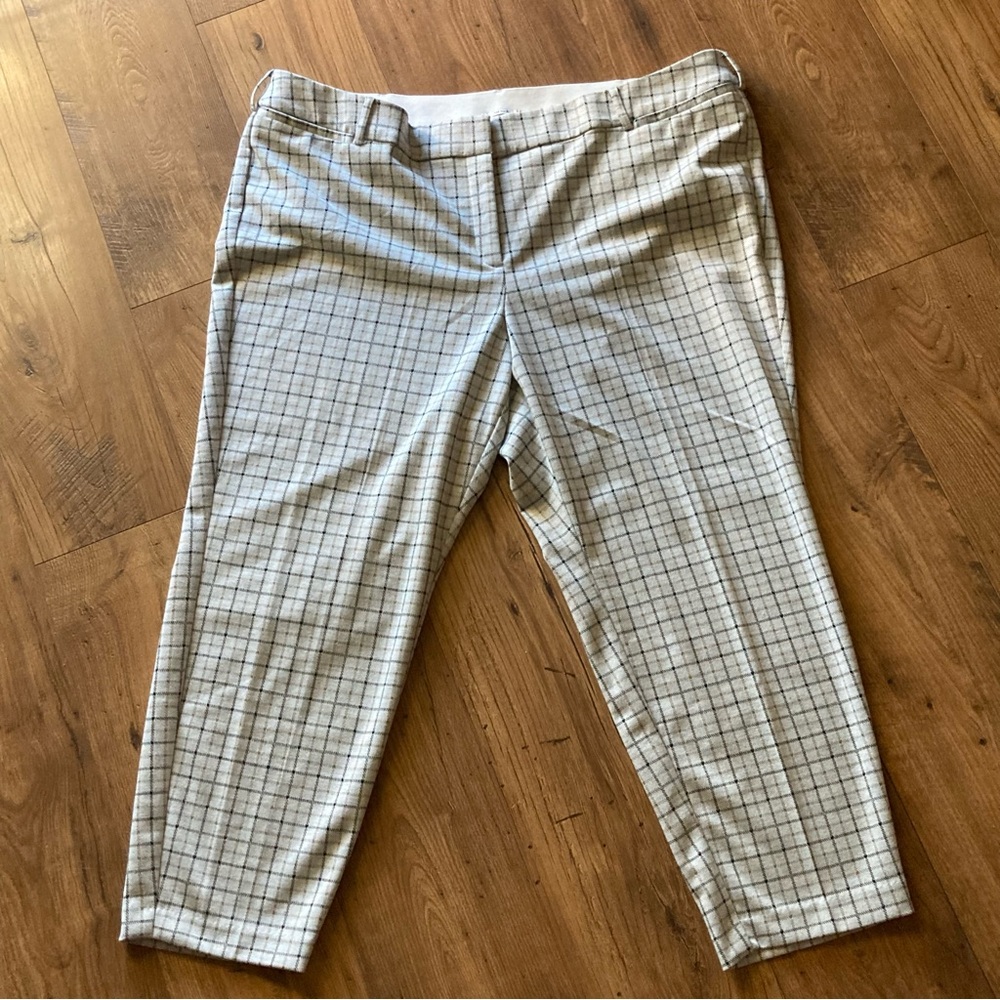 Lane Bryant Plaid Ivory, Black & Tan Pants